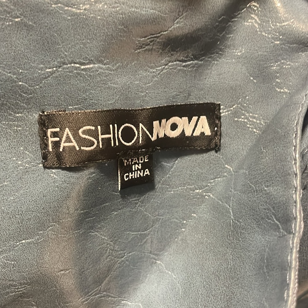 BNWT FASHION NOVA FAUX LEATHER SET - Picture 2 of 4